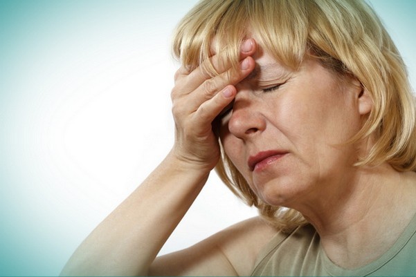 Головная боль в области лба и глаз при климаксе 